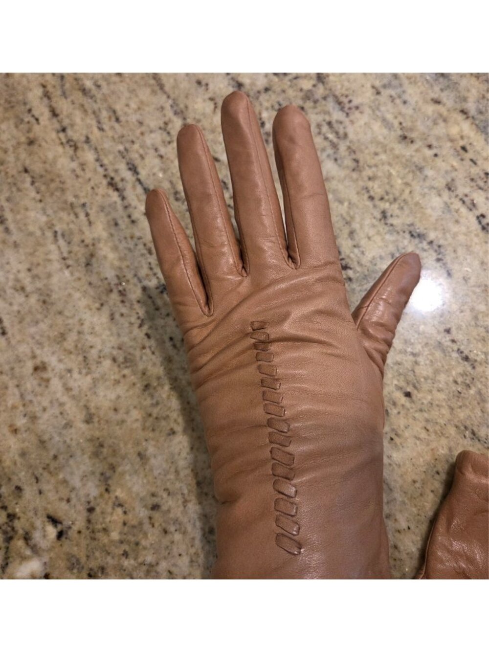 New? Vintage Womens Size S Tan Soft Leather Lined Gloves Weave Stitch